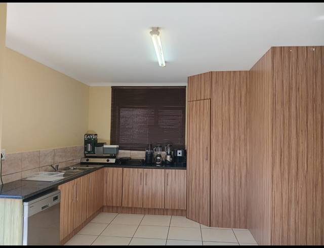 3 BEDROOM HOUSE FOR SALE IN BOSCHDAL